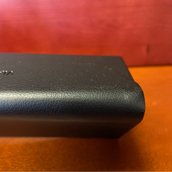 Via Spiga Trifold Black Eyeglass Case - Picture 8 of 10